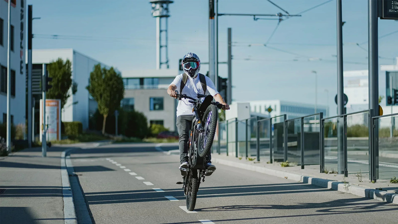 SUR-RON Light Bee für den Stadtverkehr: Die Zukunft der urbanen Mobilität