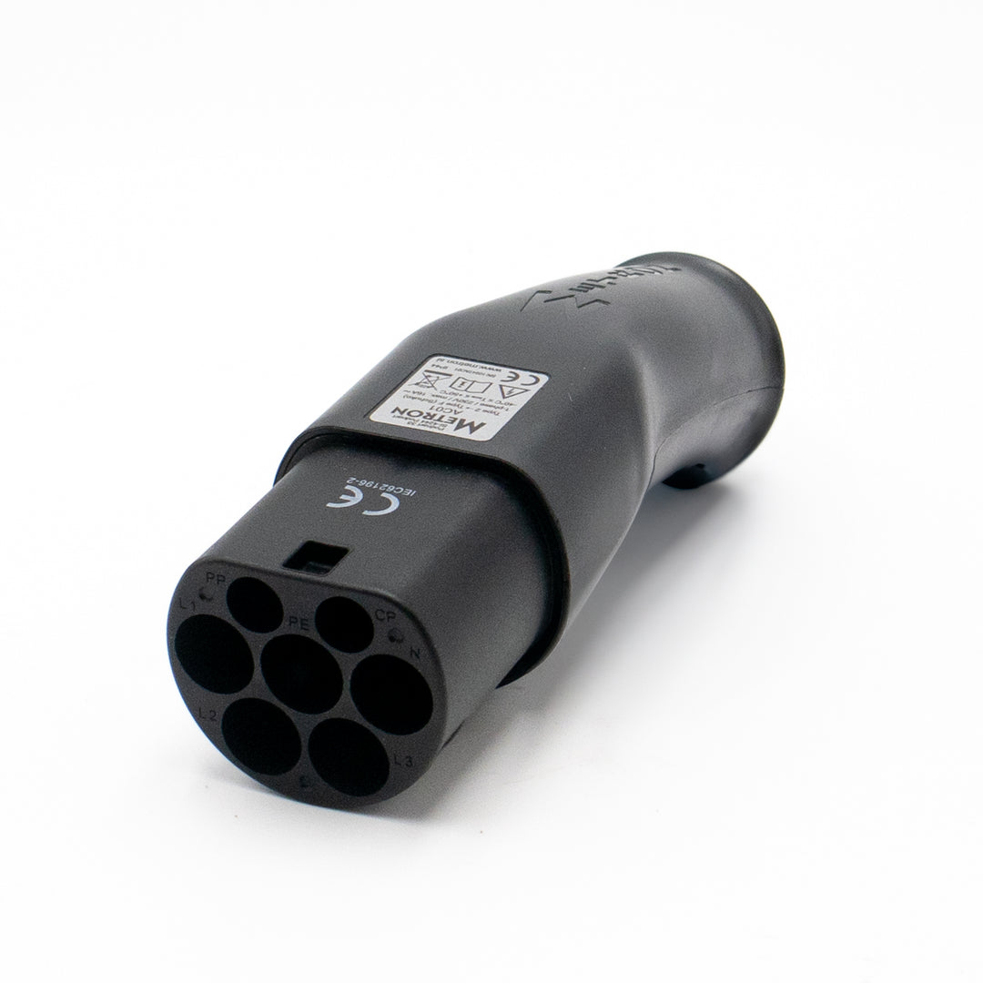 Adapter Type 2 Schuko AC01