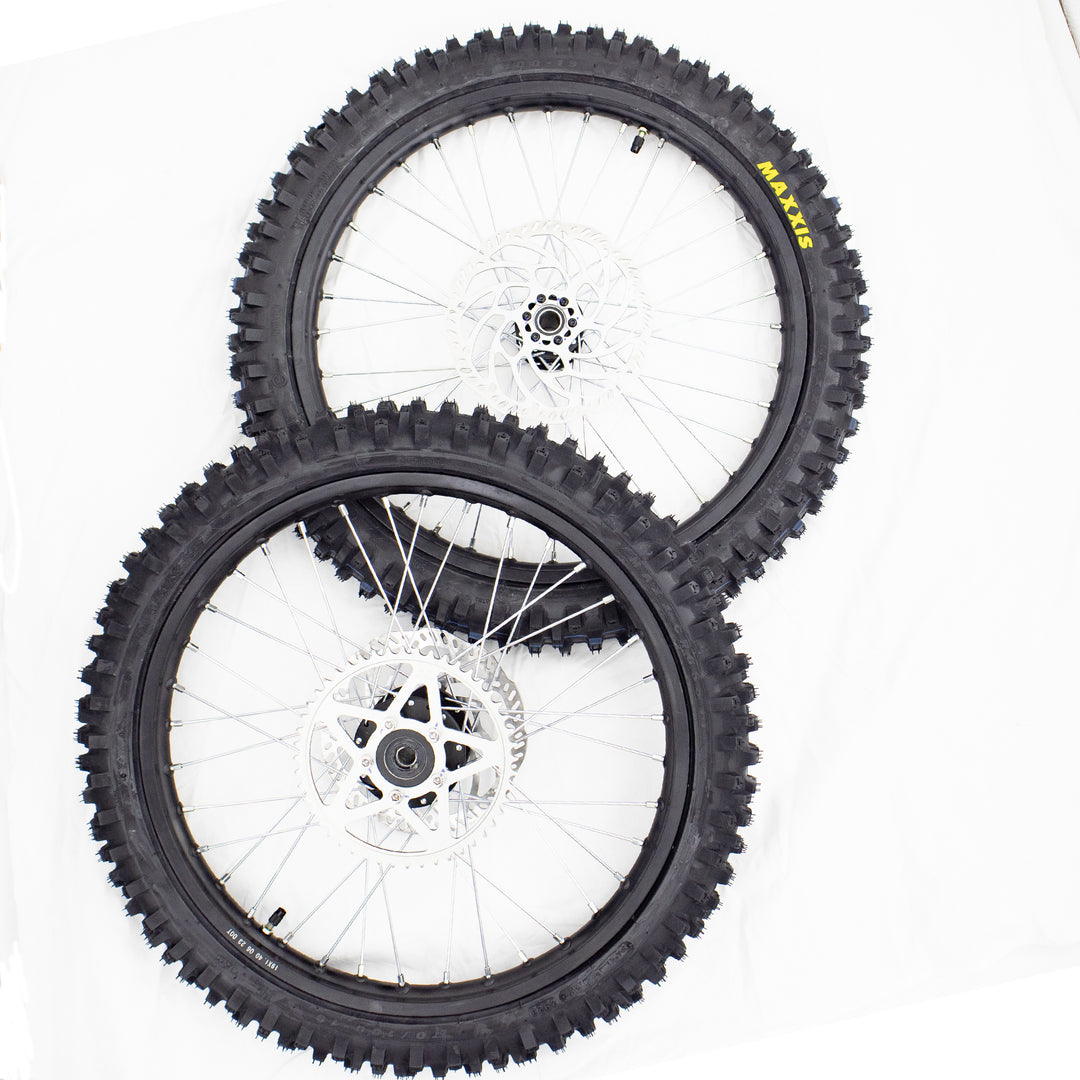 SURRON complete wheels 19 inches, set with Maxxis Maxxcross IT cross tires for Light Bee