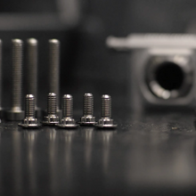 Titanschraubensatz (+600.00 €)